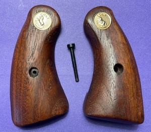Colt OEM  D-Frame Short Square Butt Smooth American Walnut Panel Grips Gold Meds