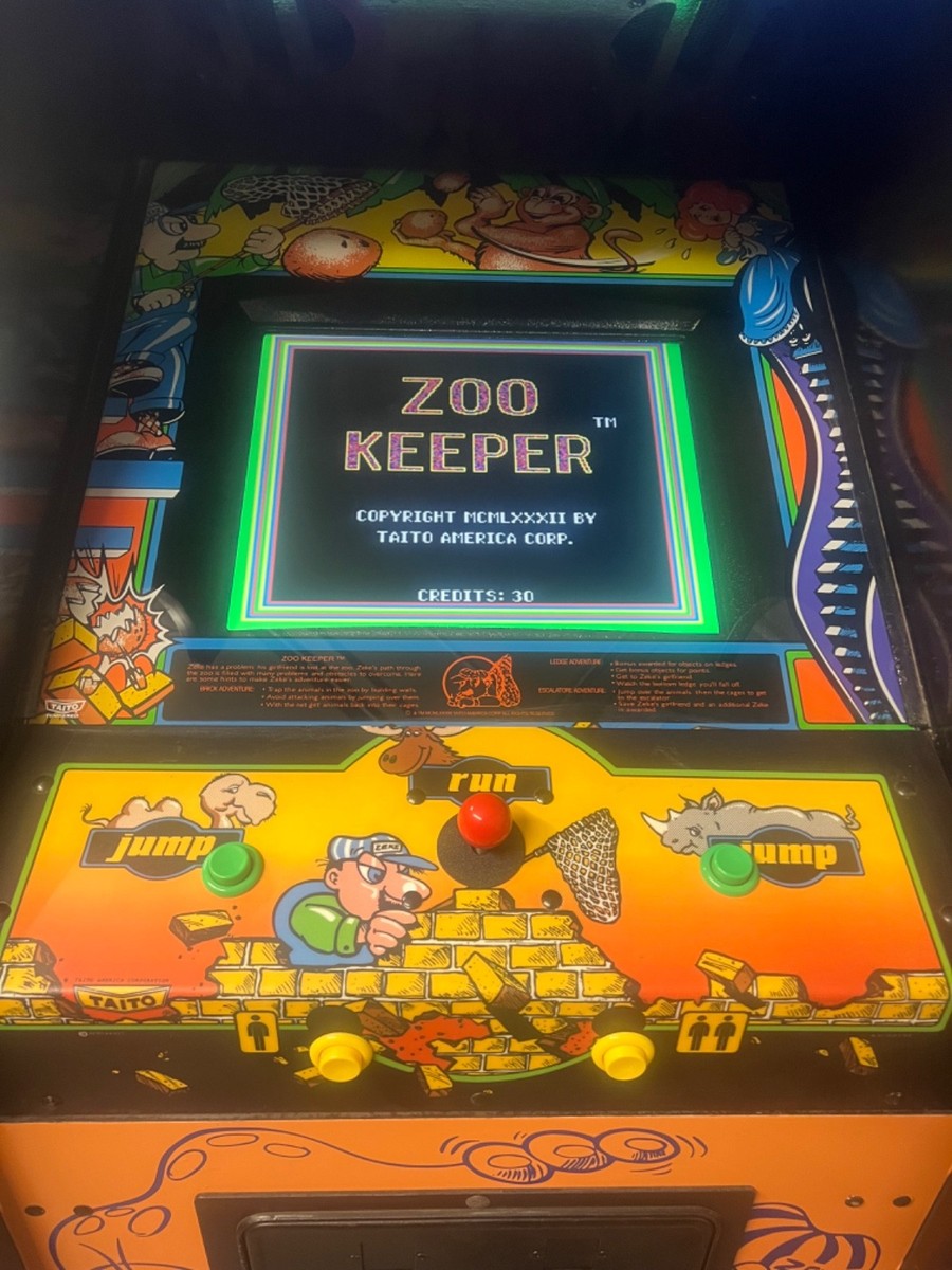 ZOO KEEPER ARCADE MACHINE by TAITO 1982 (Excellent Condition