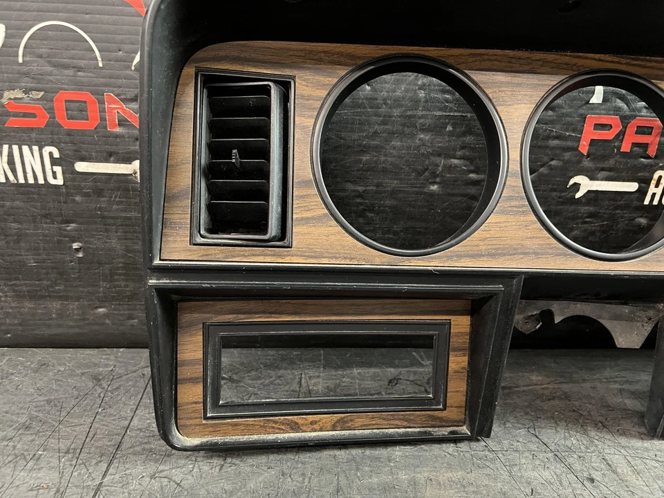 91-93 DODGE W150 ПРИБОРНОЙ ПАНЕЛИ СПИДОМЕТР ПРИБОРНОЙ ПАНЕЛИ ПРИБОРНОЙ ПАНЕЛИ ОБОДОК ОТДЕЛКИ - Изображение 2 из 4