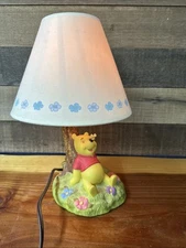 Vintage Winnie the Pooh Bee On Nose Lamp