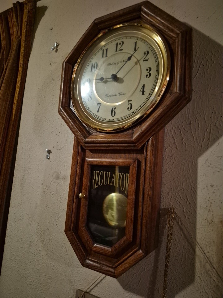 Vintage Regulator Classic Westminster Chime Quartz Wall Clock