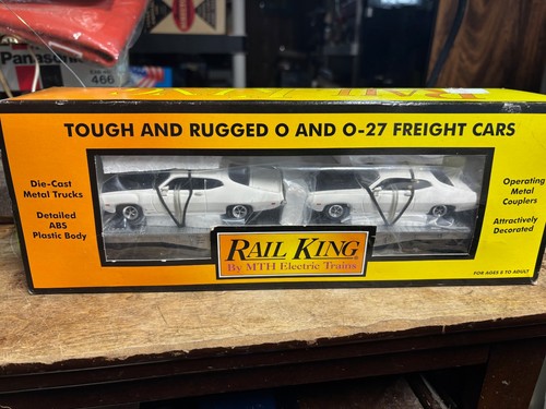 Vagón plano de transporte MTH RAIL KING 7692 con Ford Torino 1970 nuevo en caja vagón de tren | Zustand: New