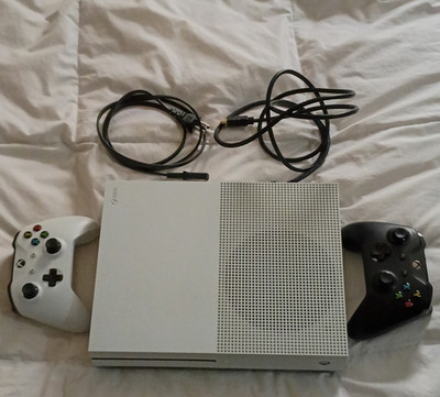 Microsoft Xbox One S Console 500GB + 2 Controllers, HDMI/Power Cables + 6 Games