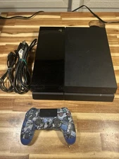 PlayStation 4 500GB Console With Cables & Controller
