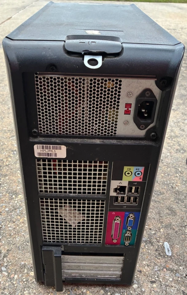 Dell Optiplex 380 Desktop PC Intel Core 2 Duo Windows 7 For Parts Repair As Is - Image 4 of 4