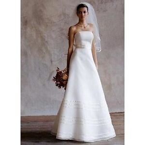 DAVIDS BRIDAL  WEDDING  GOWN  SIZE 4 IVORY T8792 RIBBONS A 