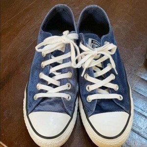 blue velvet converse