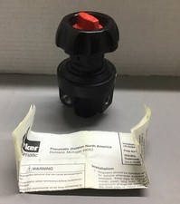 Parker Pressure Regulator  035602000B 5-125 PSIG 1/4" (b490)