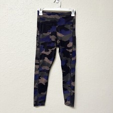 Athleta Women's Camouflage Ultimate Stash Pocket 7/8 Tight Leggings Size XS