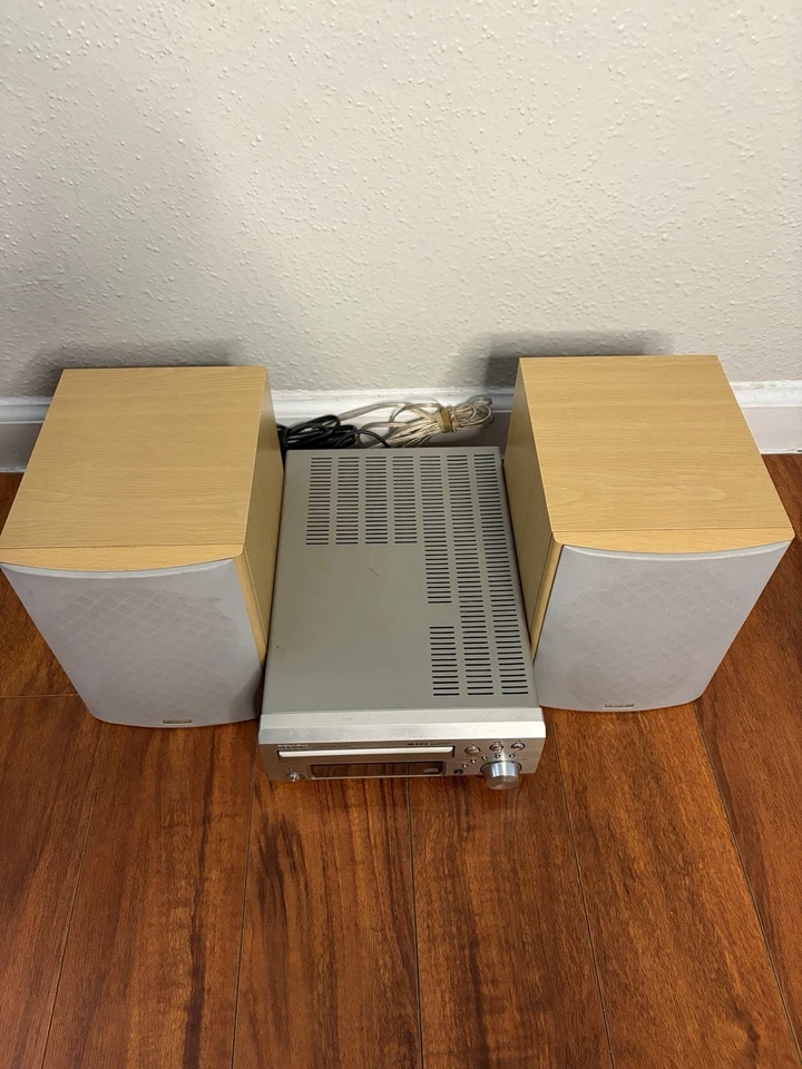 Denon UD-M31 CD Stereo Receiver w/ Denon Mission SCM51 Speakers Complete Set - Image 3 of 4