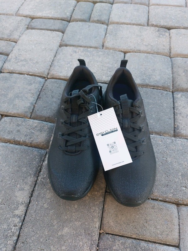 Shoes For Crews Easy Clean Technology Sneakers Woman Size 9. 5 