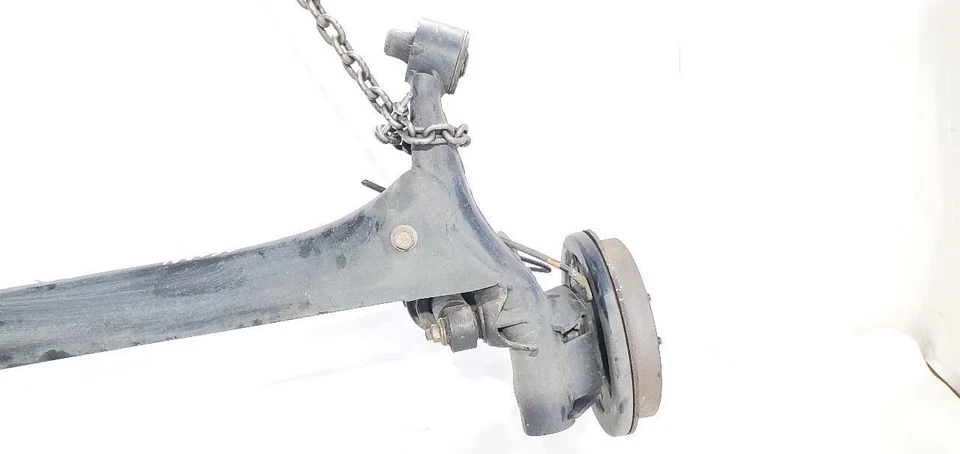 Toyota Corolla LE 2017 2018 OEM eje de haz trasero cargado  Foto 3 de 4