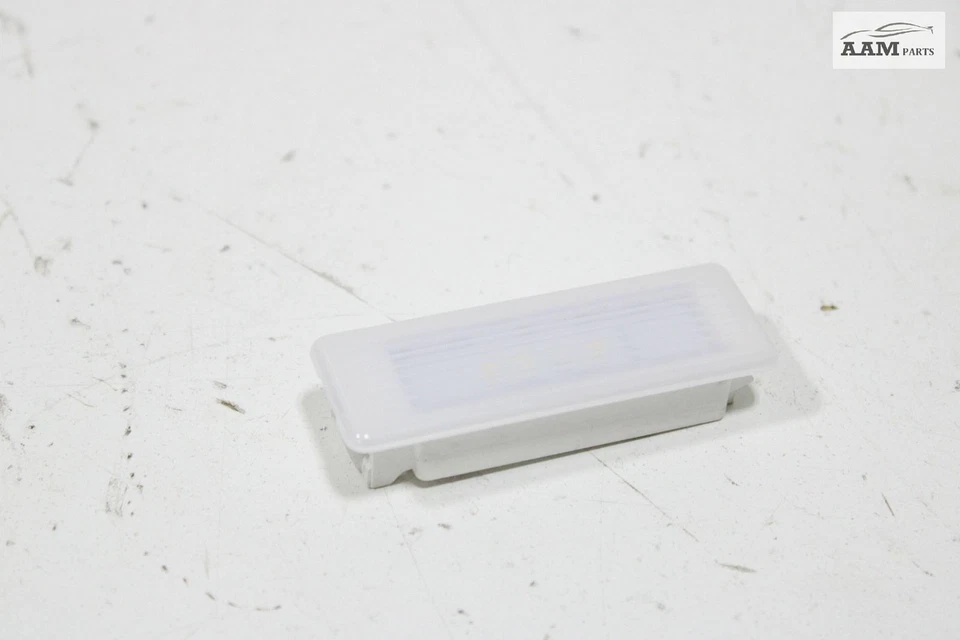 2014-2016 BMW 328I GT F34 FRONT LEFT DRIVER UNDER DASH FOOTWELL LED LIGHT OEM - Изображение 2 из 4