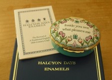 Boxed Halcyon Days "Inside You See What Pleases Me" 18thC Inspired Enamel Box