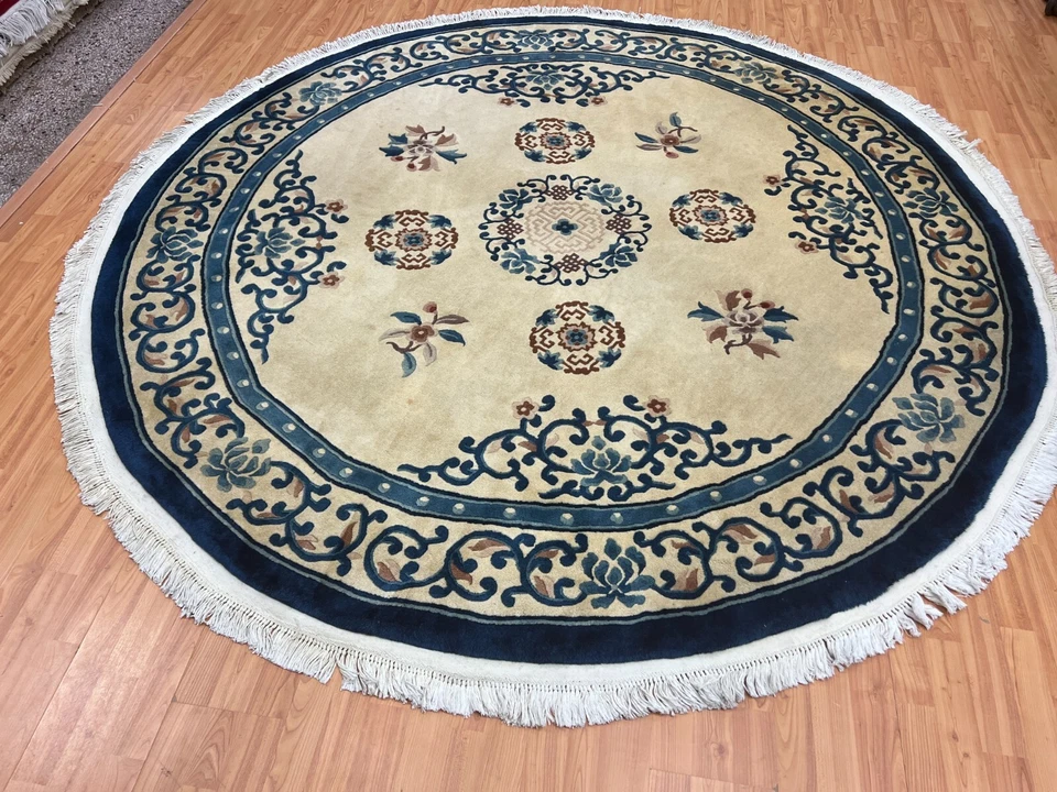 7'8" x 7'8" Round Chinese Art Deco Oriental Rug - 100% Wool - Hand Made - Image 2 of 4