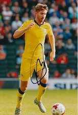 LEEDS UNITED HAND SIGNED LUKE MURPHY 12X8 PHOTO.