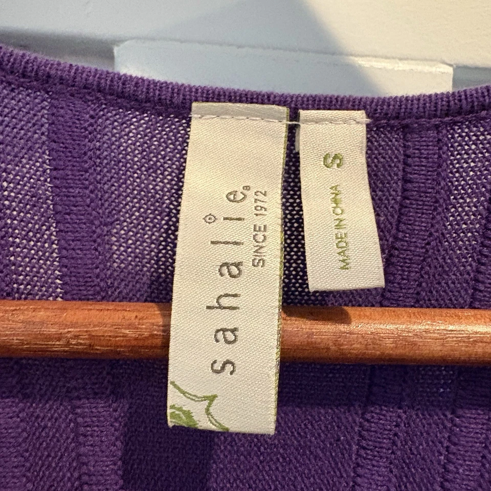 Sahalie 毛衣连衣裙小号紫色刺绣嬉皮波西米亚 Midi 节日奇思妙想 — 第 3/4 张图片