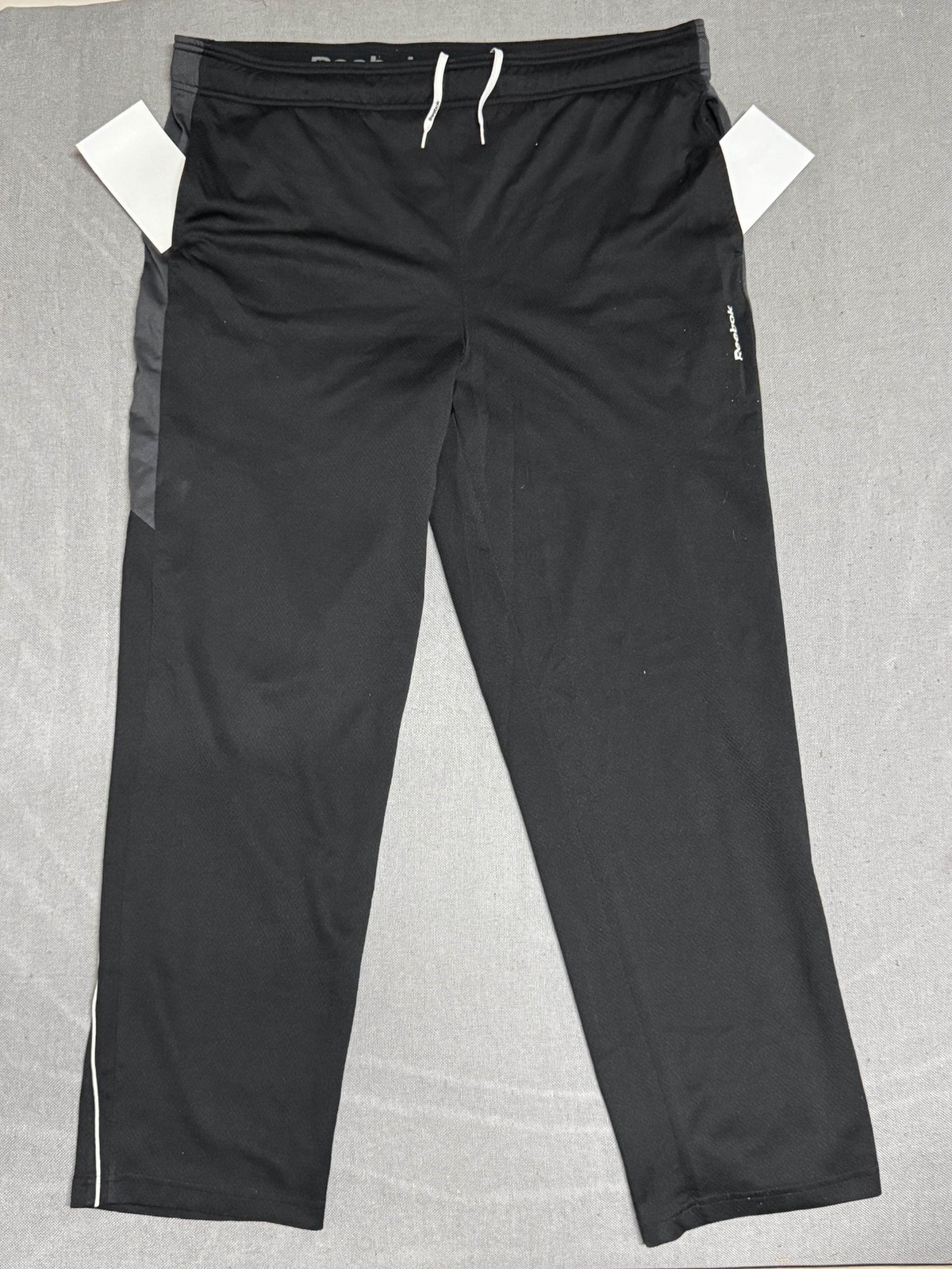 Reebok Men L Athletic Gym 100 Polyester Black Shorts thumbnail 2