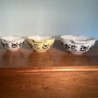 Vintage Pyrex Yellow & White Gooseberry Cinderella Bowl Set- 443, 442 & 441.