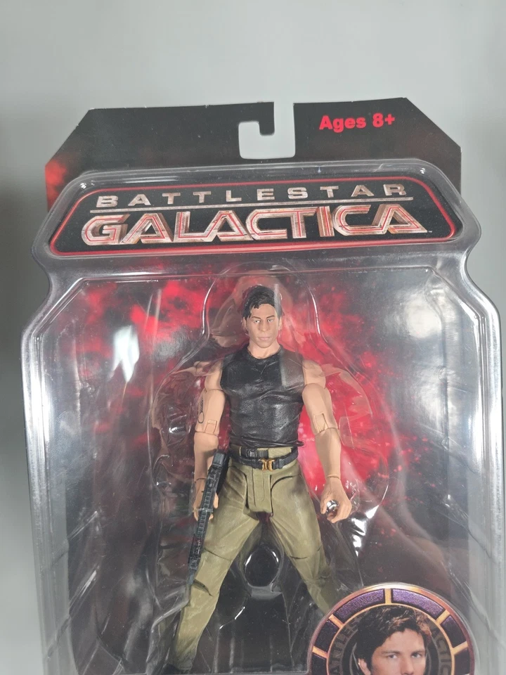 BATTLESTAR GALACTICA SAMUEL DIFERENTE F.Y.E & SUNCOAST EXCLUSIVO Foto 3 de 4