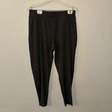 Quince Green Size Medium Pants Waist 31”, Inseam 27”