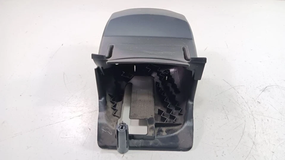 Cubierta de moldura de columna de dirección Mazda 3 2010 2011 2012 2013 Foto 3 de 4