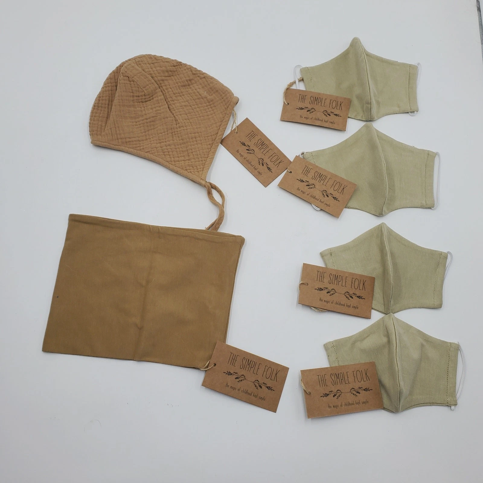 This Simple Folk Bundle of Accessories Camel Ecru Size 18-24 Months