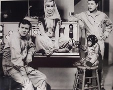 8x10 BW PHOTO I DREAM OF JEANNIE LARRY HAGMAN BARBARA EDEN BILL DAILEY