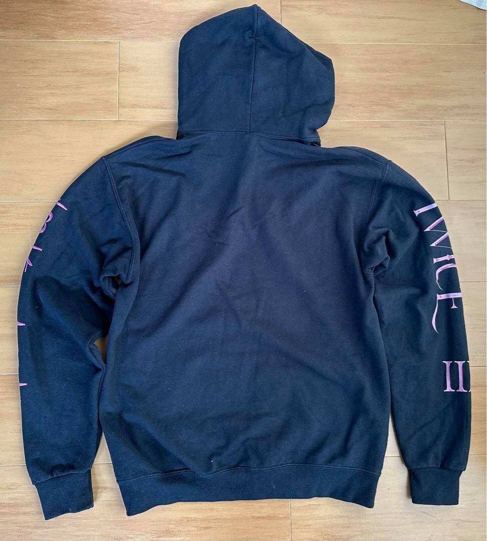 TWICE 4TH WORLD TOUR Ⅲ　フーディ　パーカー TWICE 4th World Tour III Concert Merch Heart Hoodie Sweatshirt