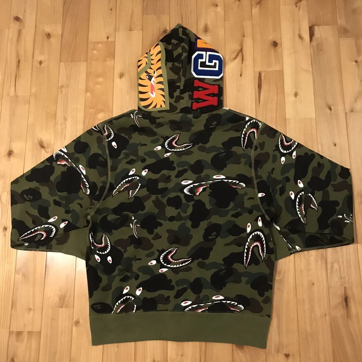 BAPE 1st camo green shark full zip hoodie A Bathing Ape Size M