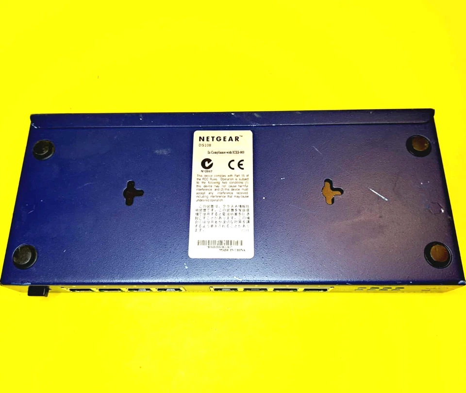 🔥NETGEAR DS108 8-PORT 10/100 MBPS DUAL SPEED ETHERNET HUB NETWORK SWITCH 1.2A🔥 - Image 3 of 4