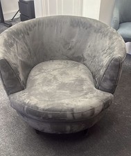 Cuddle chairs