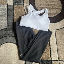 Womens Nike Set of Leggings and Sport Bra Size Medium Black/ White Color