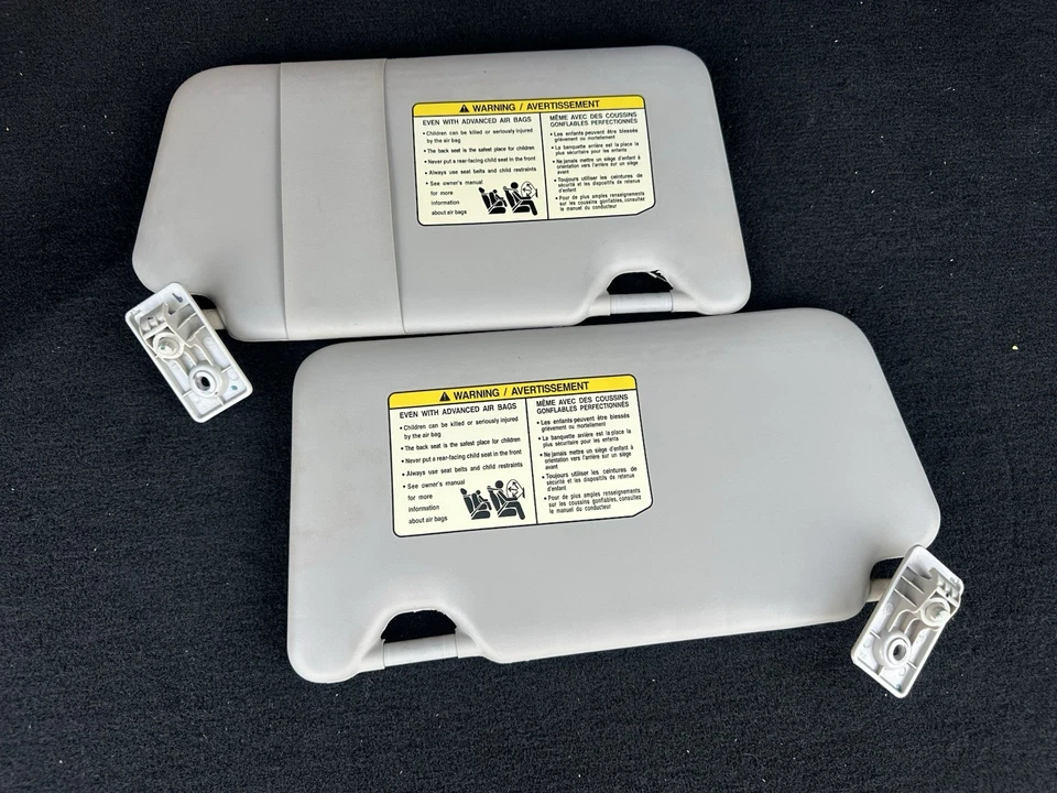 2013-2019 Nissan Versa Driver & Passenger Side Sun Visor Pair Set Gray Vinyl - Image 2 of 4