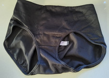 VINTAGE SABINA LADIES BLACK BUTT ENHANCING SHAPEWEAR