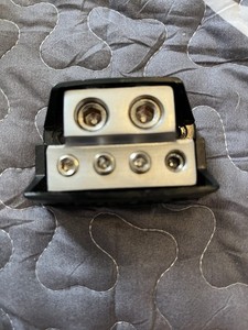 Kicker DB4 Distribution Block w/ 2) 1/0-8 Gauge Inputs and 4) 8 Ga Outputs