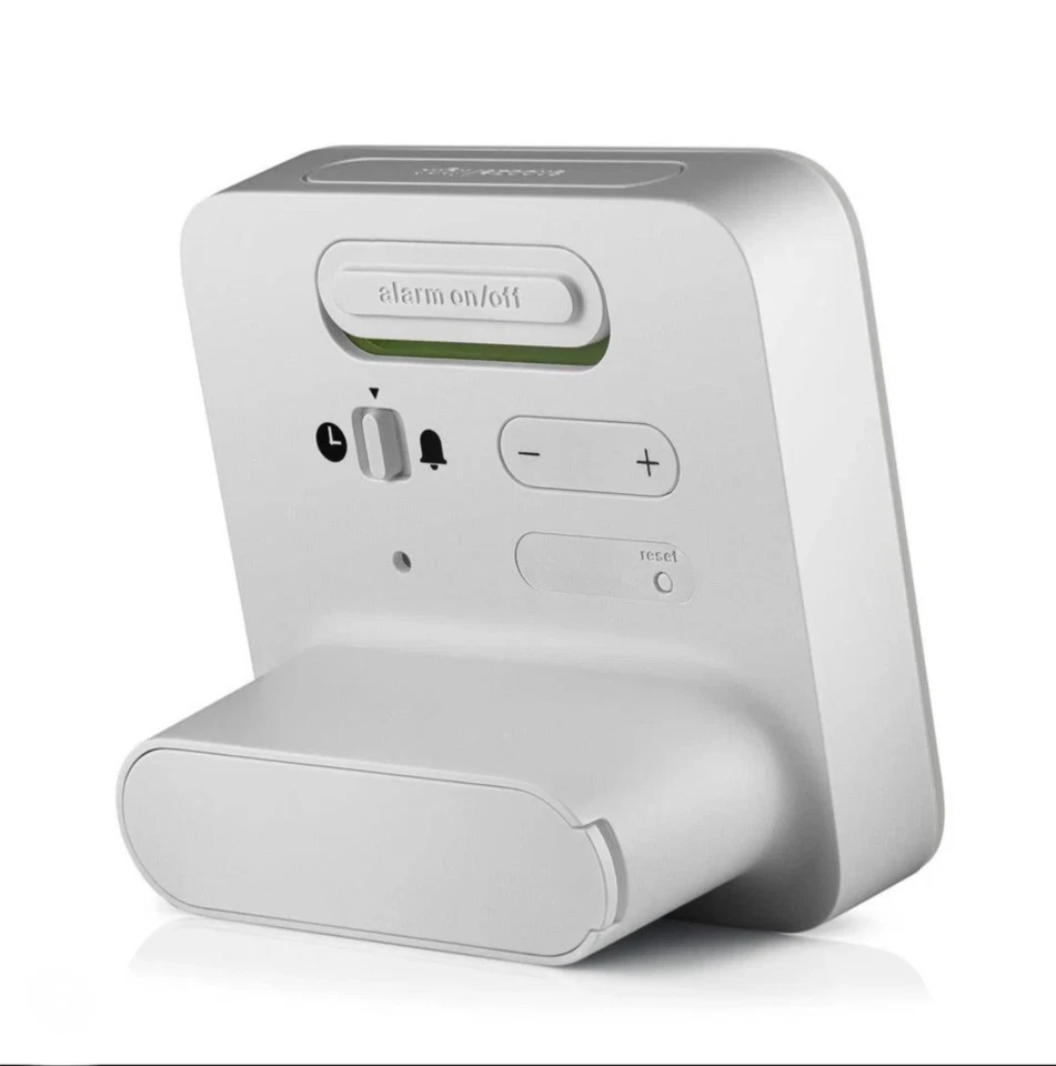 Braun Digital Alarm Clock LCD Snooze White 7x7cm BC09W RRP £35 - Image 3 of 4