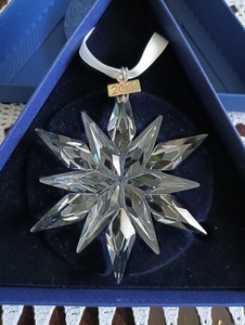 Original Swarovski 2011 star Annual Edition Ornament
