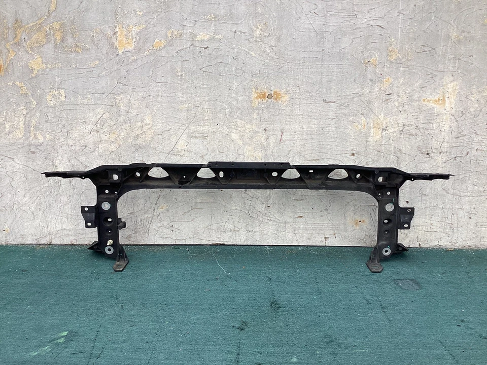 Lincoln Navigator Ford Explorer 2007-2017 soporte de radiador OEM usado Foto 4 de 4