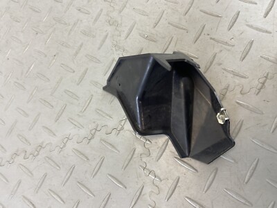 Pare-chocs Latéral Droit RH Pour BMW F900XR - Noire, D'occasion, Réf. 8403916