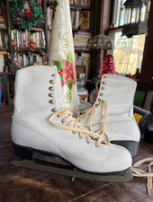 Vintage Made in Canada Women's Leather Flannel Lined Ice Skates Size 10