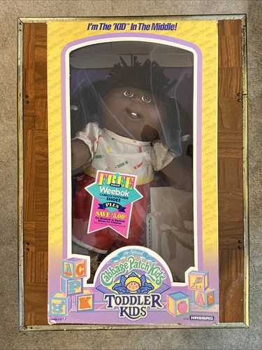 Vintage Cabbage Patch Kid “Toddler Kids”  With Box Weebok Shoes 1989 W/ PAPERS!