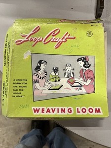 Vintage Loop Craft Weaving Loom Nelly Bee Products Hickory NC with Original Box
