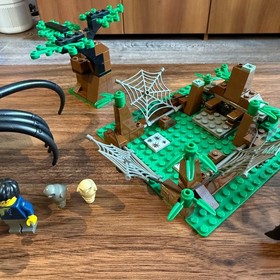 LEGO Harry Potter: Aragog in the Dark Forest (4727) & Dobby's Release (4731)