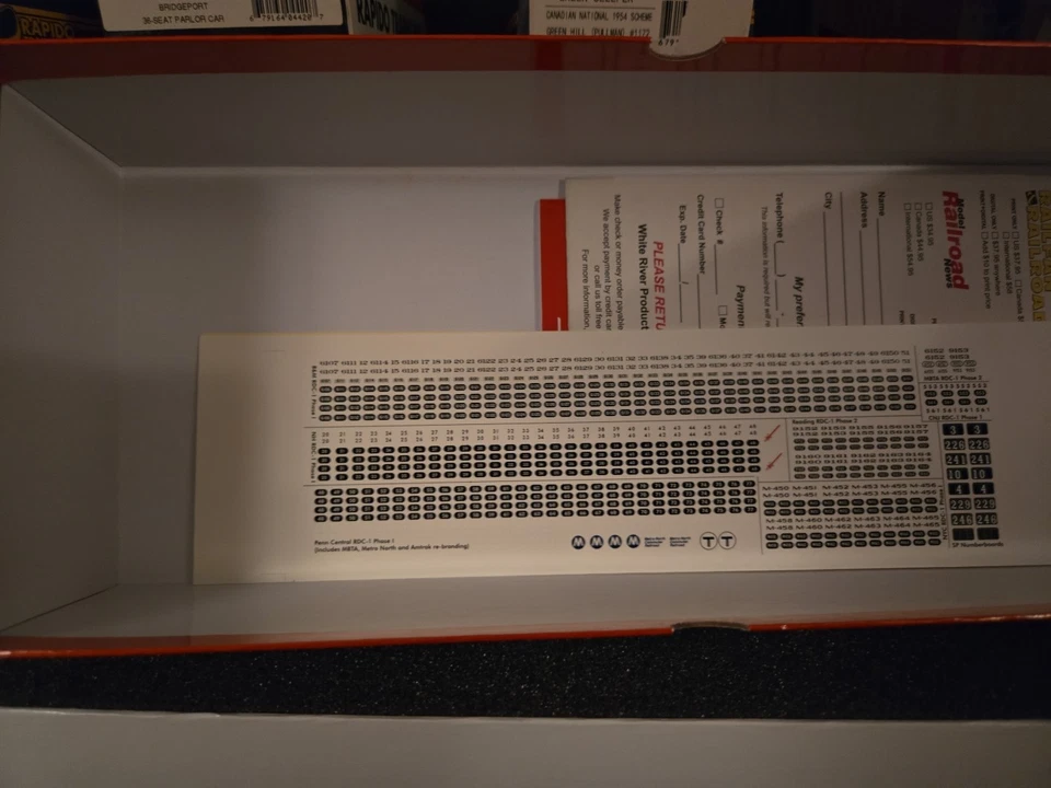 Rapido Trains 16071 Budd RDC-DC New Haven McGinnis Scheme #37 - Image 2 of 4