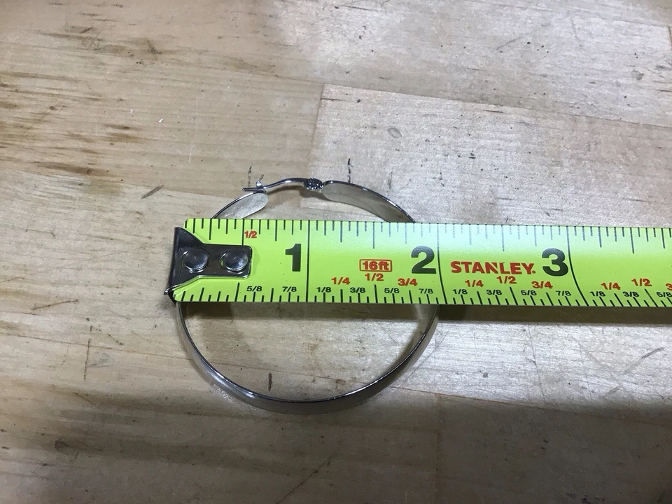 "Pendientes de aro grandes de plata de ley .925, peso ligero de 2"" de diámetro". Usado Foto 4 de 4