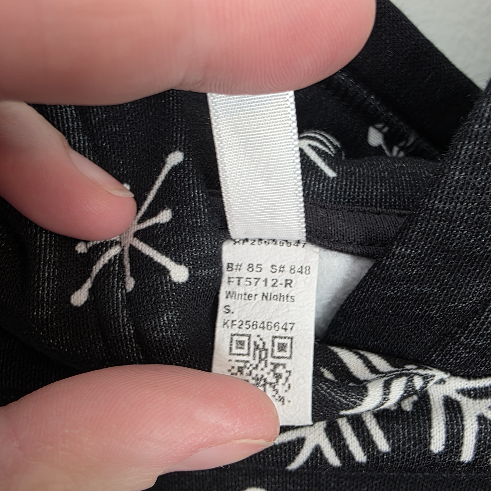 Fabletics Black White Snowflake Winter Lounge Coz… - image 6