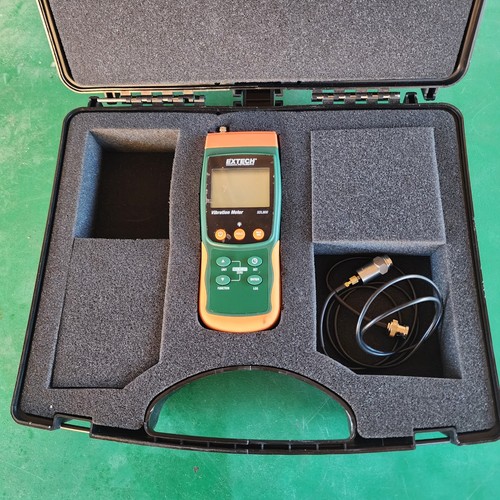 EXTECH SDL800 Vibration Meter With Case Used