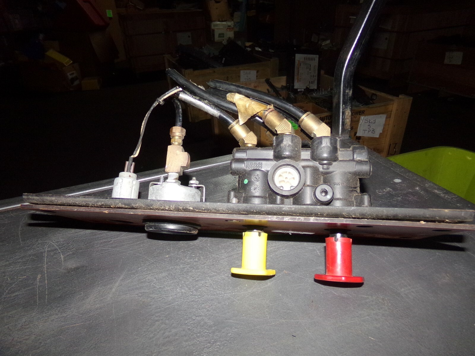Bendix 909598 5005076 Dash Control panel 201015T 6001230 *FREE 