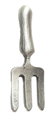 Gartenarbeit Gabel Handarbeit aus englischem Zinn Anstecknadel Anstecker 